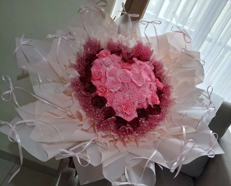 Buket bunga plastik arficial B1001